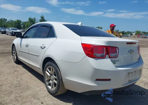 2014 Chevrolet Malibu 1Lt z USA, uszkodzony, nr VIN 1G11C5SL0EF249296